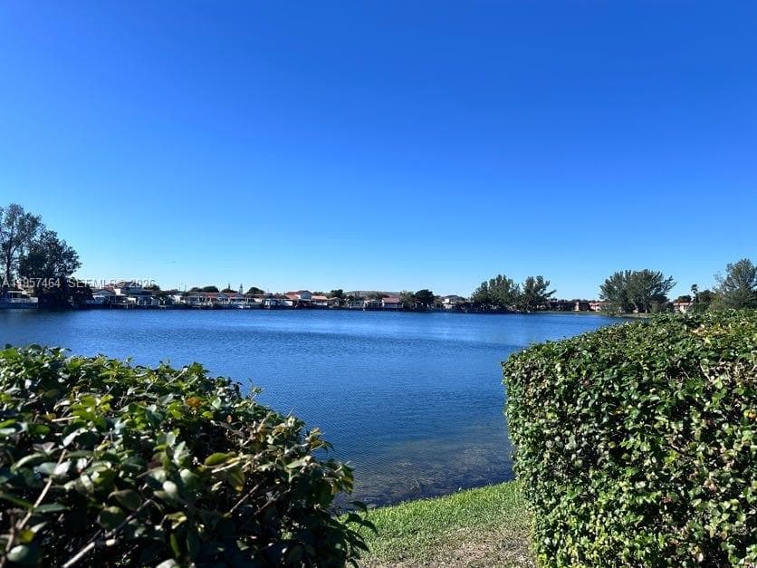 2480 W 67th Pl # 23-12, Hialeah, FL 33016