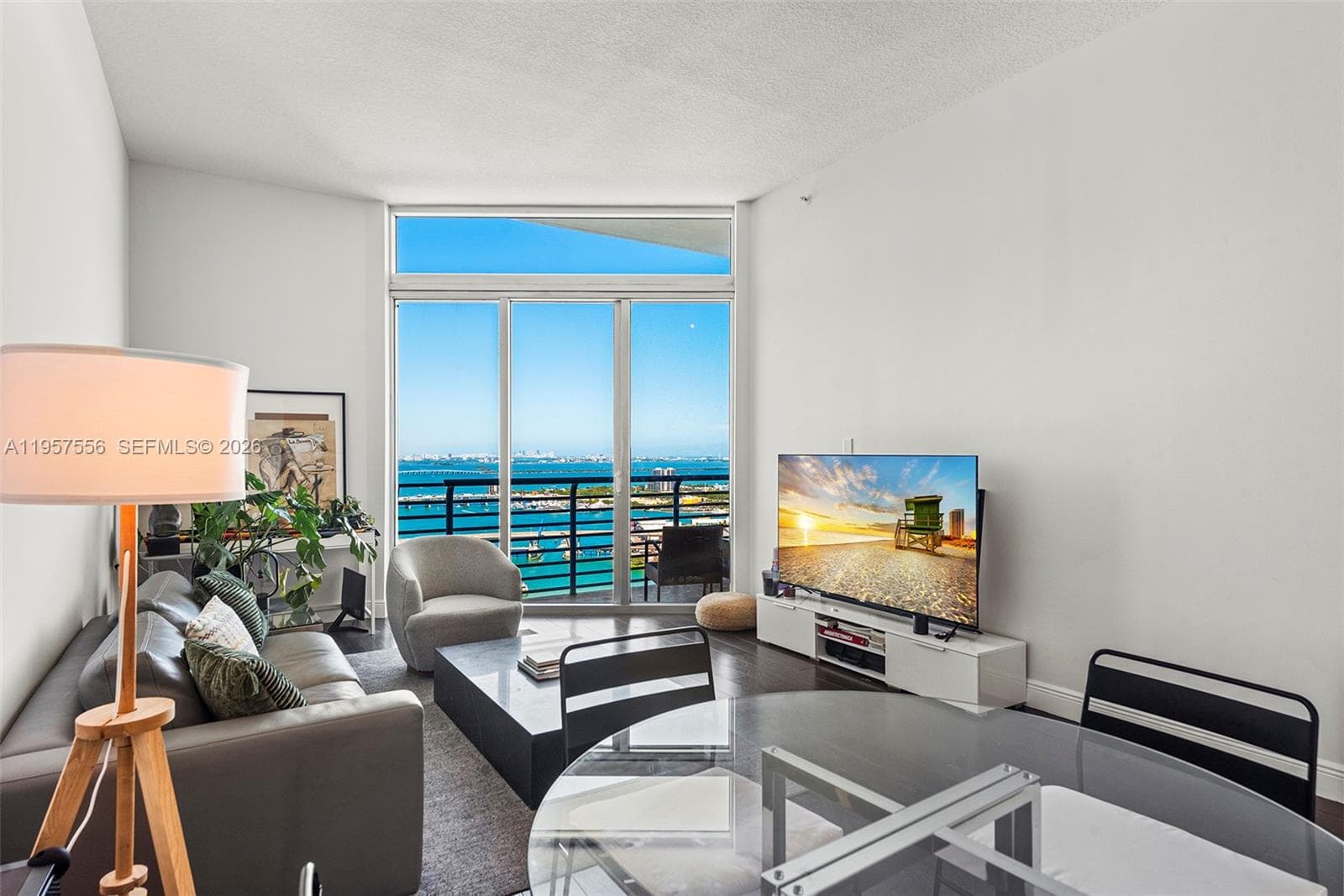 335 S Biscayne Blvd # UPH-10, Miami, FL 33131 — zdjęcie 3