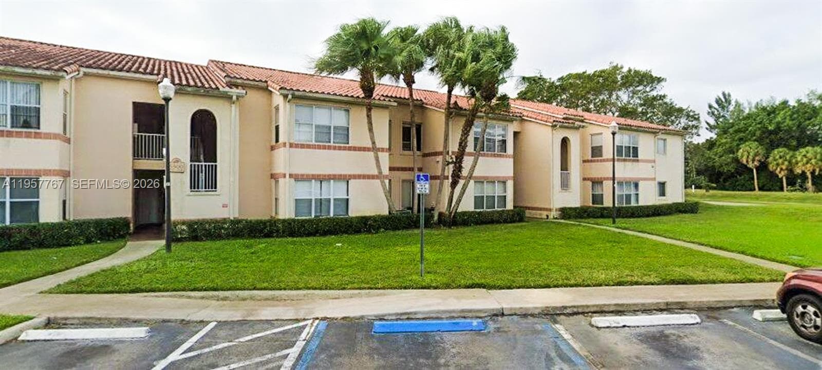 3300 N Pinewalk Dr N # 1915, Margate, FL 33063