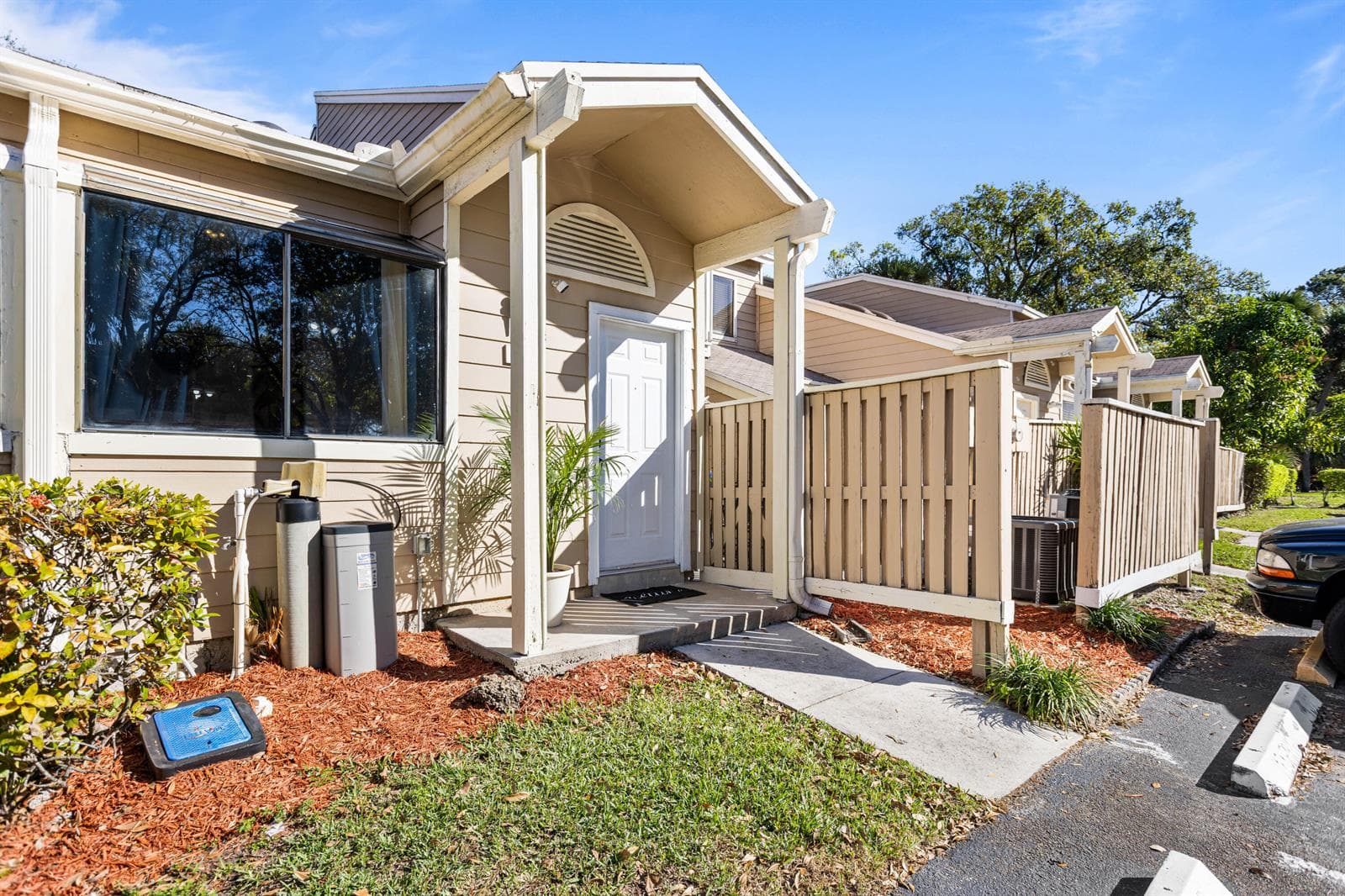 7176 Sportsmans Drive, North Lauderdale, FL 33068 — zdjęcie 4