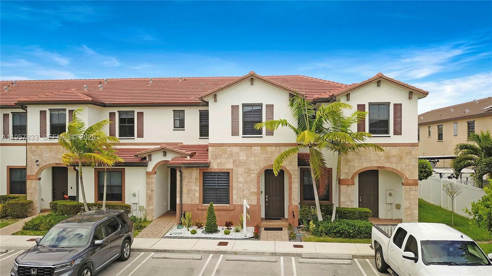 10628 W 33rd Way, Hialeah, FL 33018
