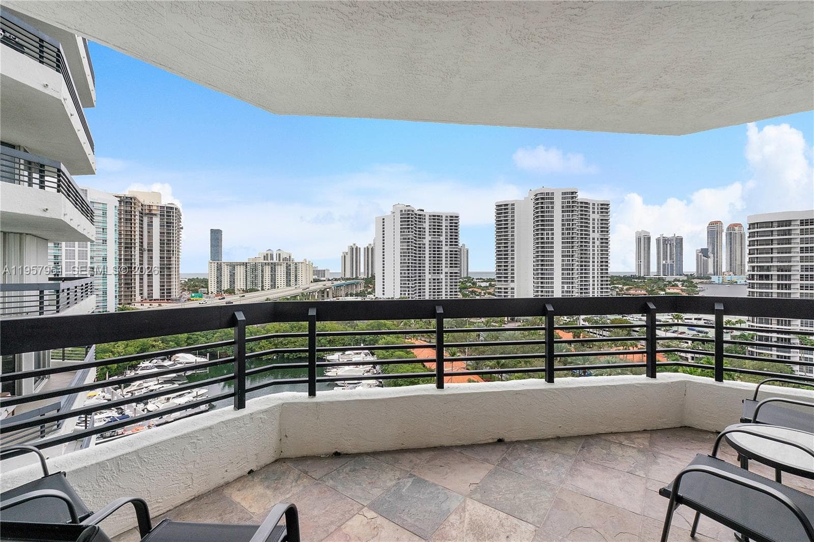 3500 Mystic Pointe Dr # 1407, Aventura, FL 33180