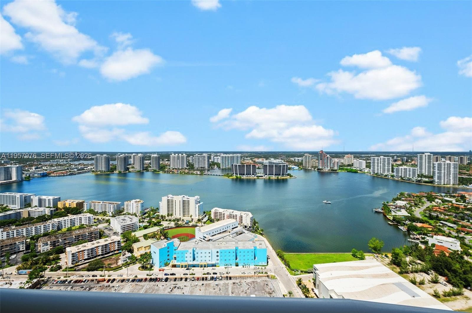 18201 Collins Ave # 5201, Sunny Isles Beach, FL 33160 — zdjęcie 2