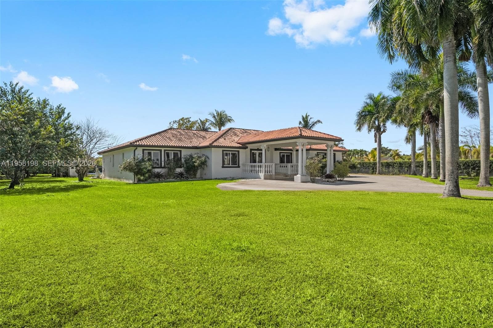 16800 SW 190th St, Miami, FL 33187 — zdjęcie 4