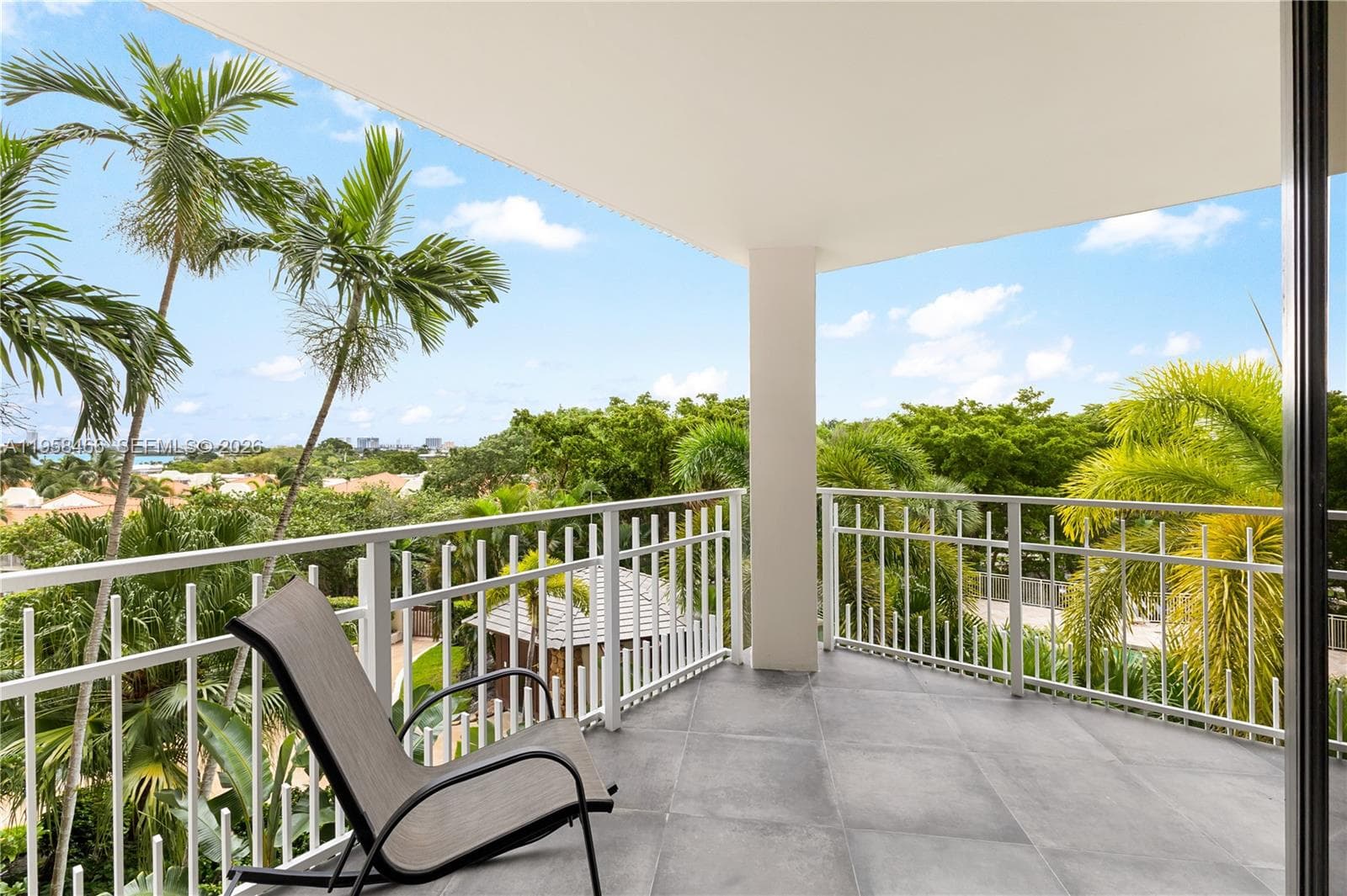 1000 Quayside Ter # 506, Miami, FL 33138