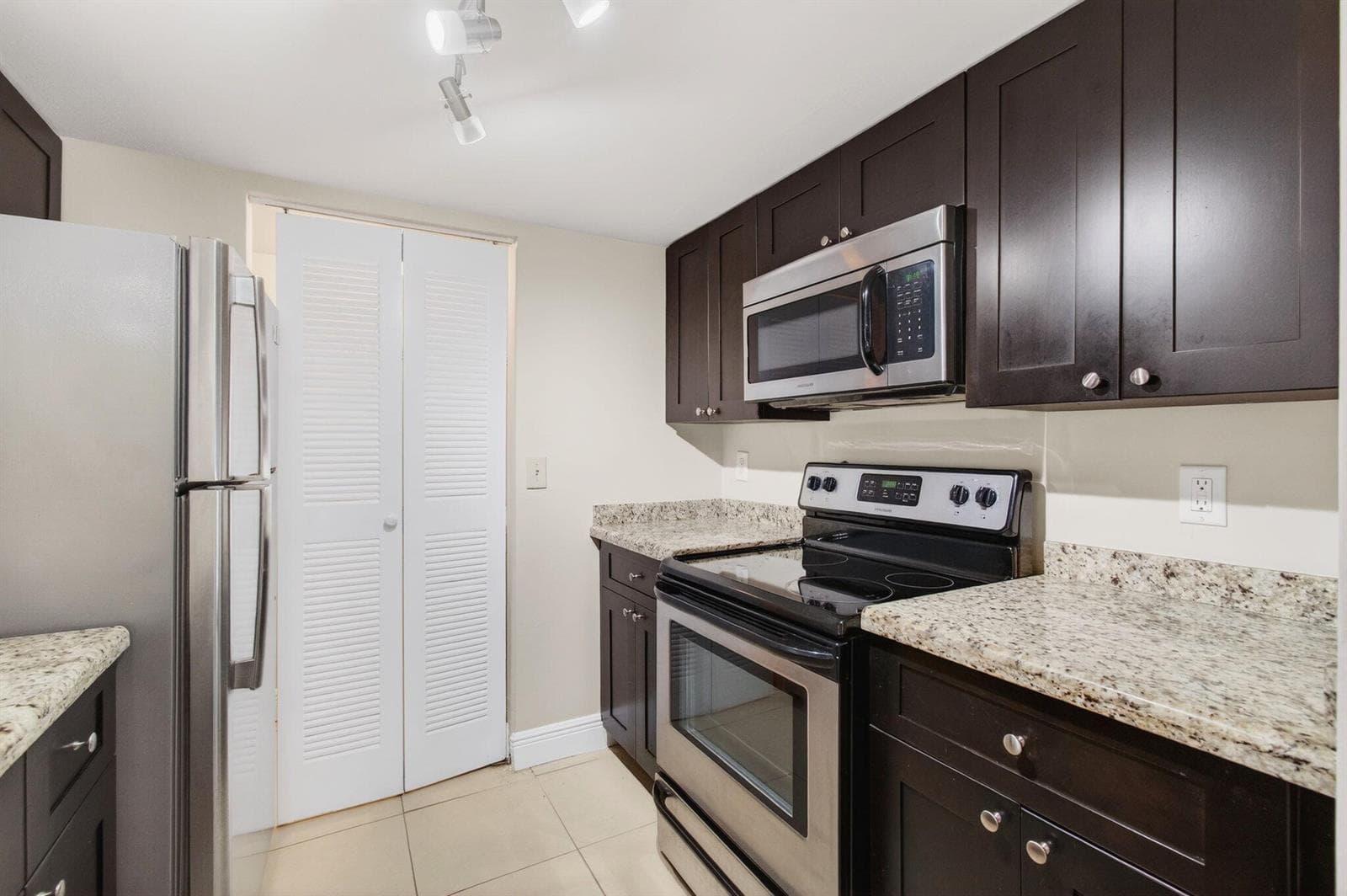 9901 Westview Drive # 324, Coral Springs, FL 33076 — zdjęcie 4