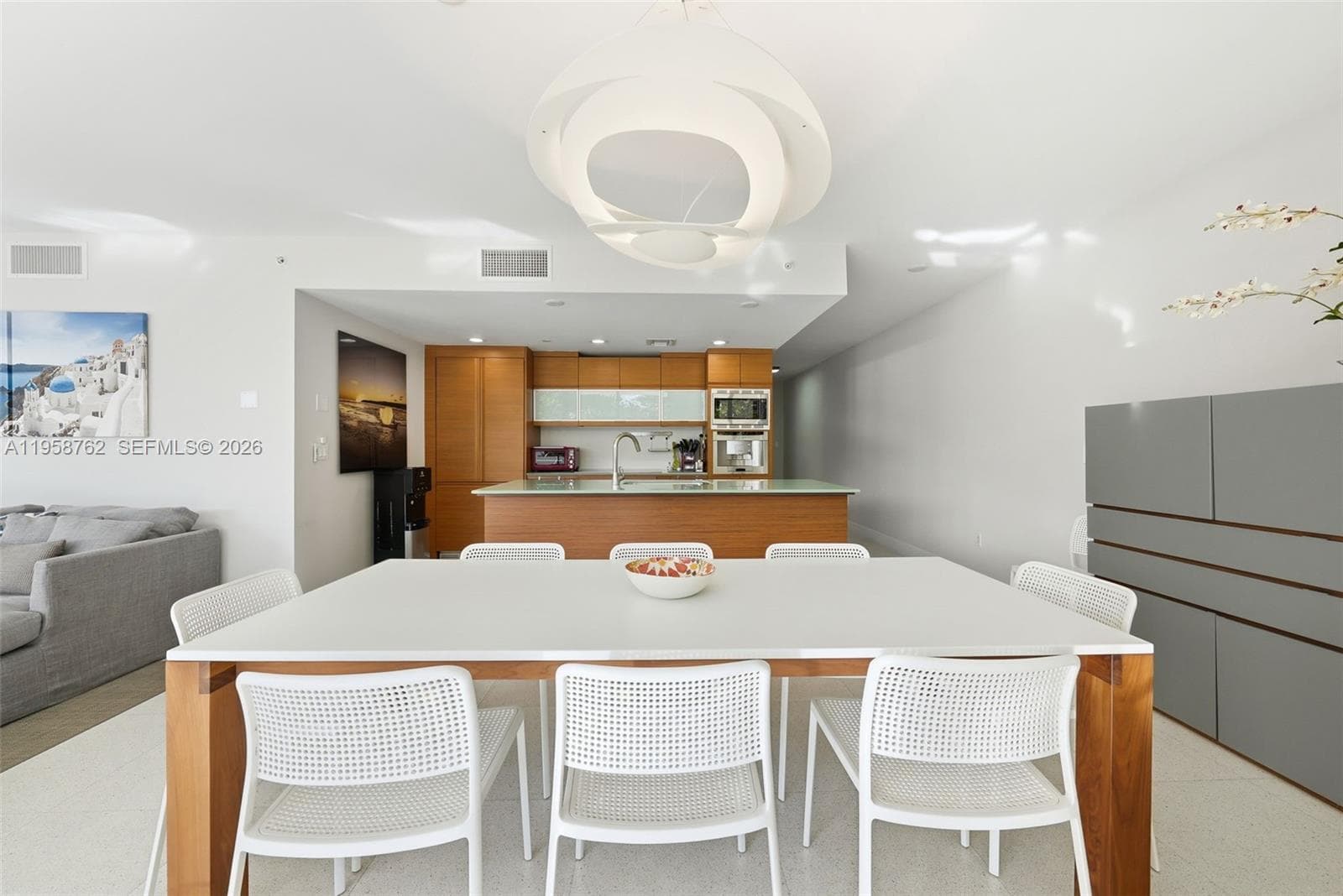 5875 Collins Ave # 502, Miami Beach, FL 33140 — zdjęcie 3