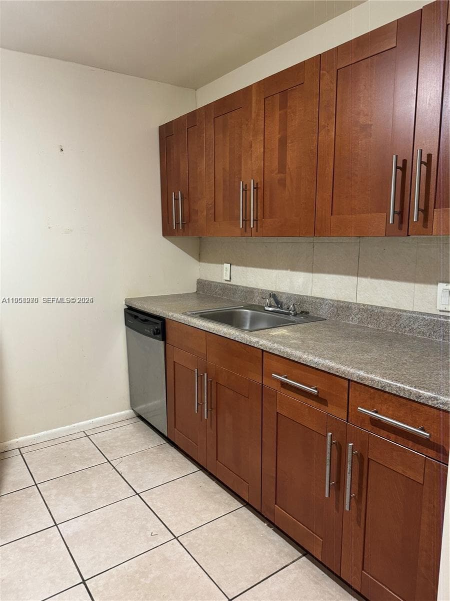13550 SW 6th Ct # 409A, Pembroke Pines, FL 33027 — zdjęcie 3