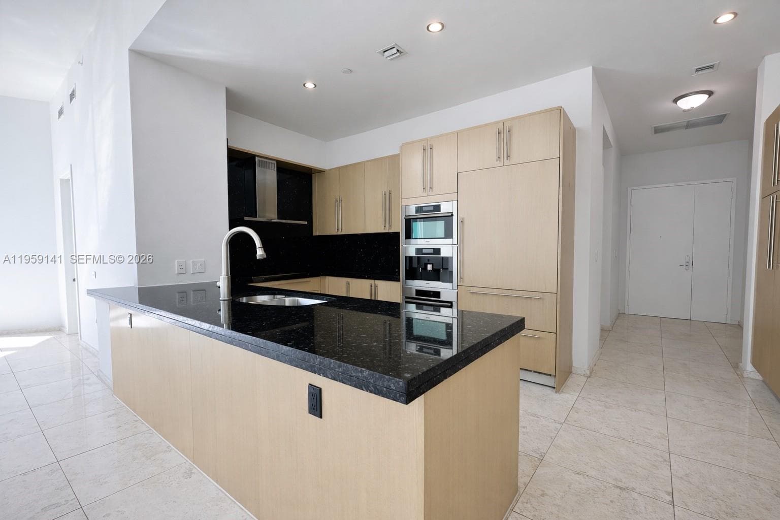 900 Brickell Key Blvd # 2405, Miami, FL 33131 — zdjęcie 4
