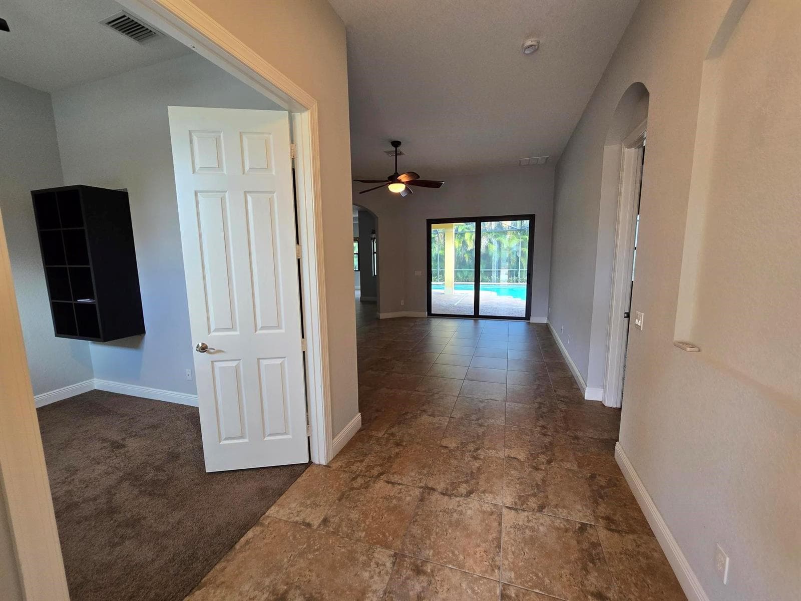 2095 NW Diamond Creek Way, Jensen Beach, FL 34957 — zdjęcie 3