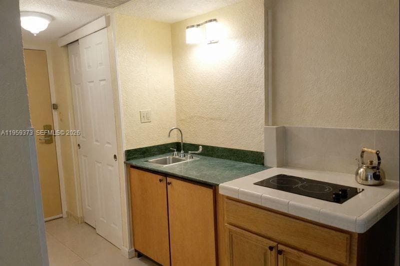 19201 Collins Ave # 707, Sunny Isles Beach, FL 33160 — zdjęcie 5