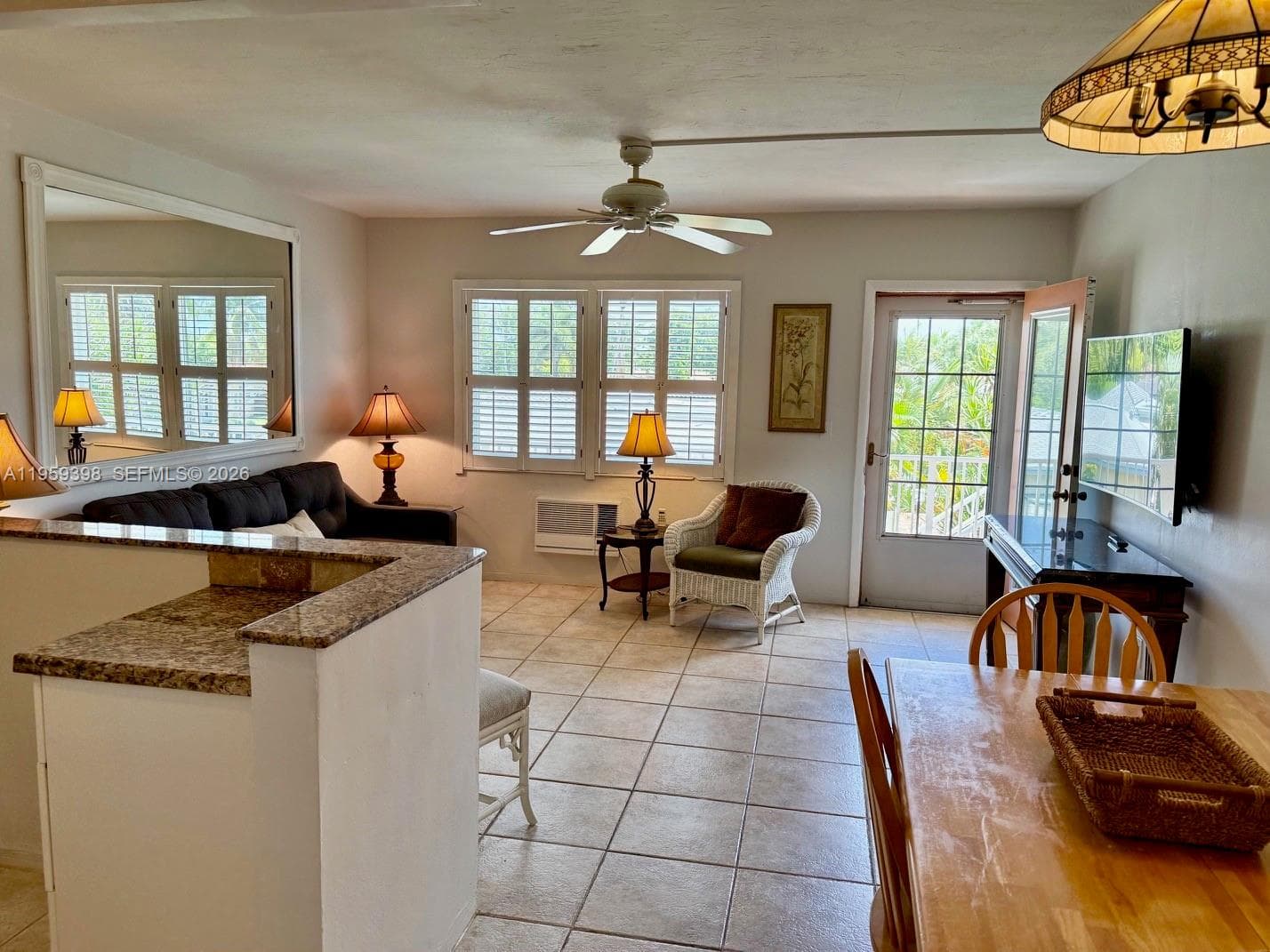 301 E Mcnab Rd # 205, Pompano Beach, FL 33060 — zdjęcie 2