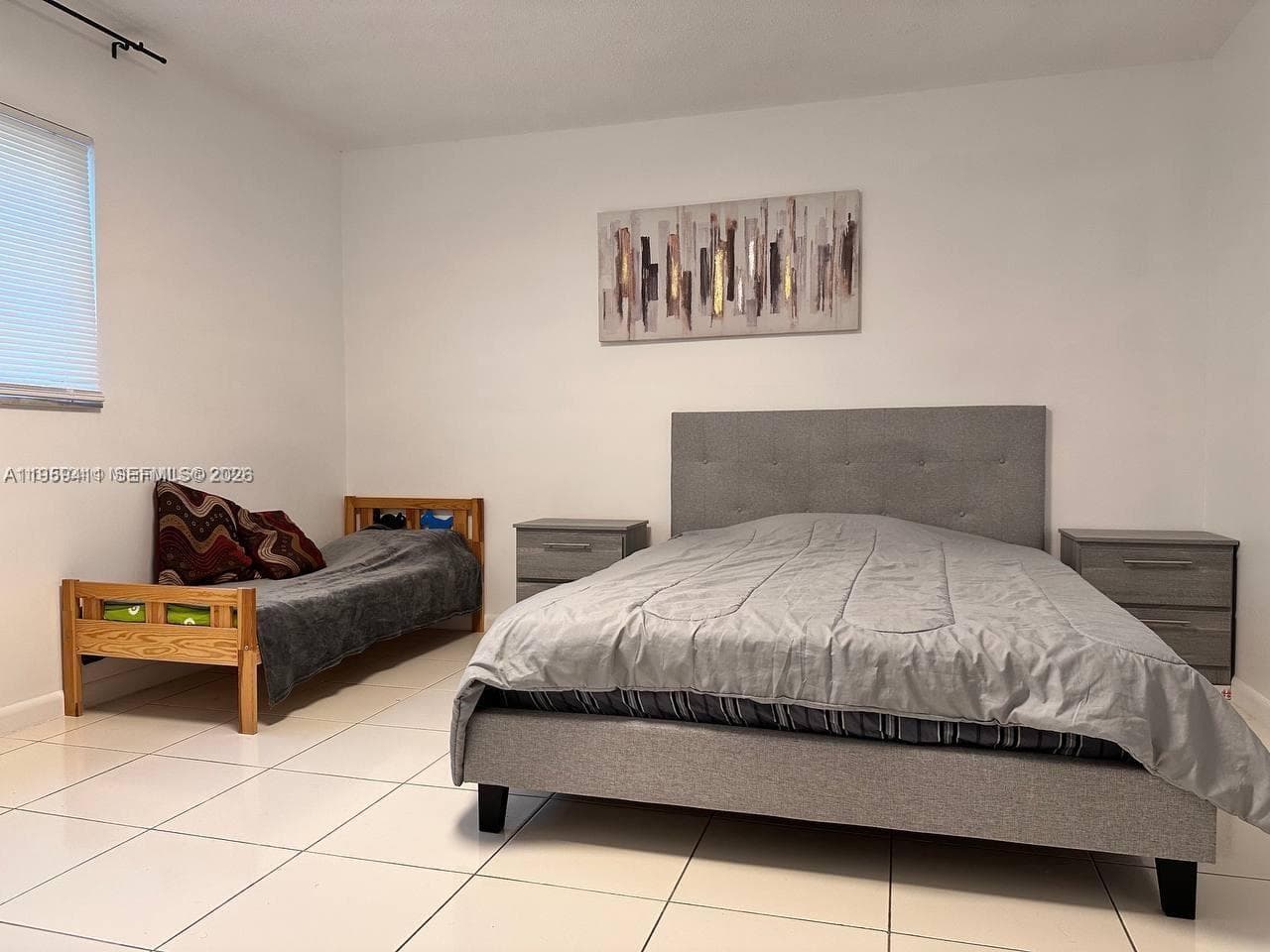 319 NE 14th Ave # 106, Hallandale Beach, FL 33009 — zdjęcie 2