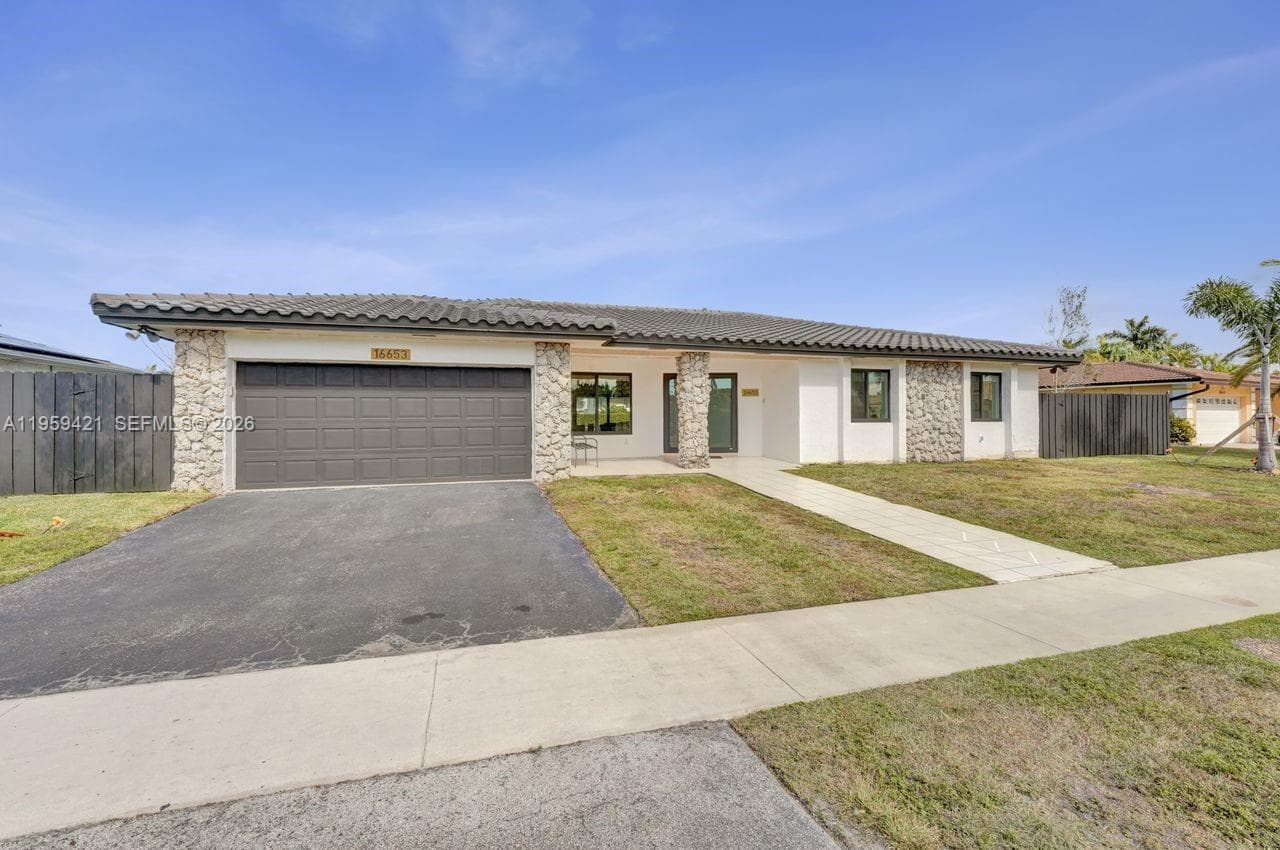 16653 Golfview Dr, Weston, FL 33326 — zdjęcie 4