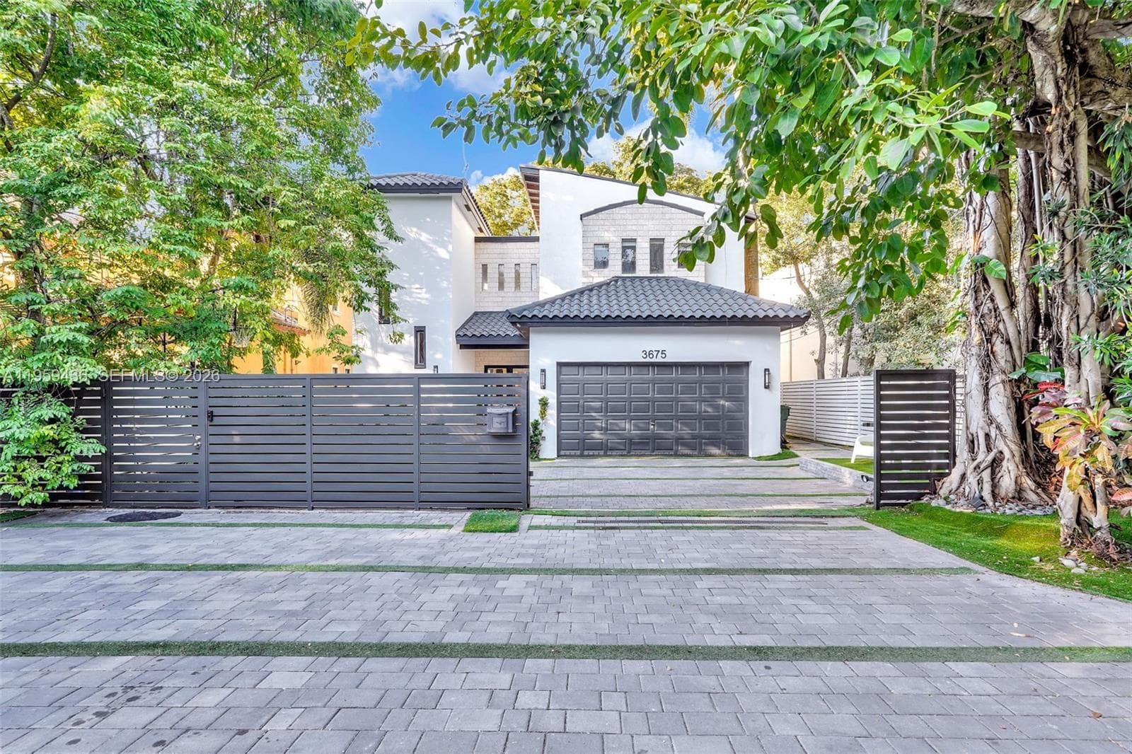 3675 Loquat Ave, Miami, FL 33133 — zdjęcie 3