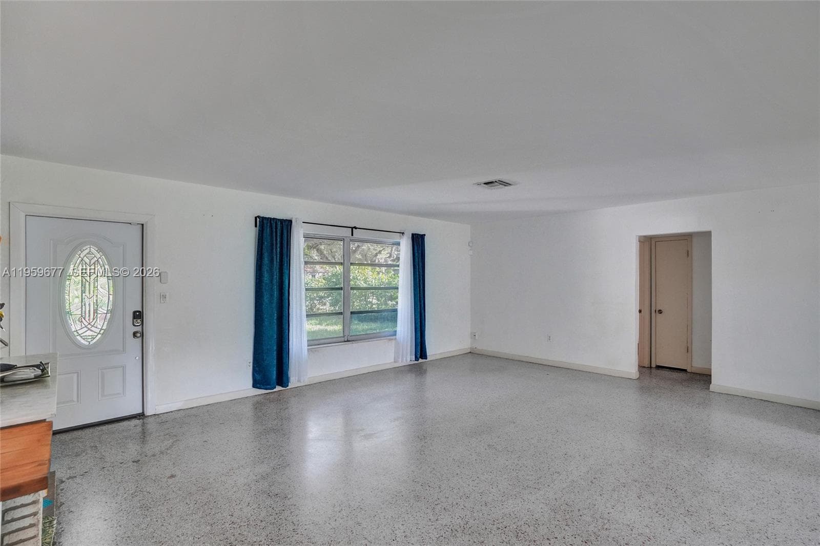 18500 NE 23rd Ct, Miami, FL 33180 — zdjęcie 5