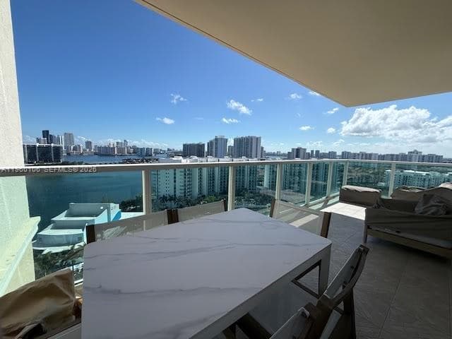 3330 NE 190th St # 1815, Aventura, FL 33180 — zdjęcie 2