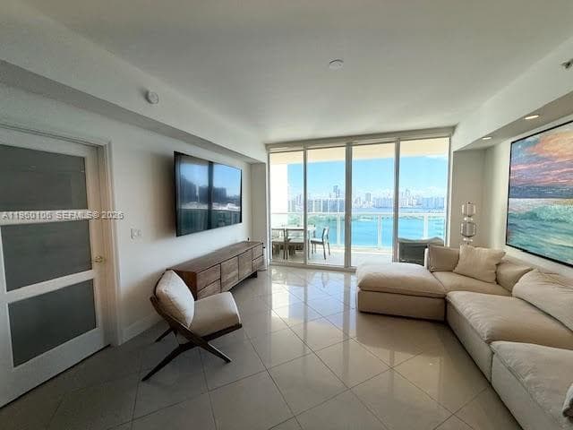 3330 NE 190th St # 1815, Aventura, FL 33180 — zdjęcie 5