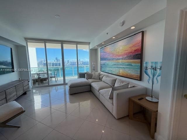3330 NE 190th St # 1815, Aventura, FL 33180 — zdjęcie 4