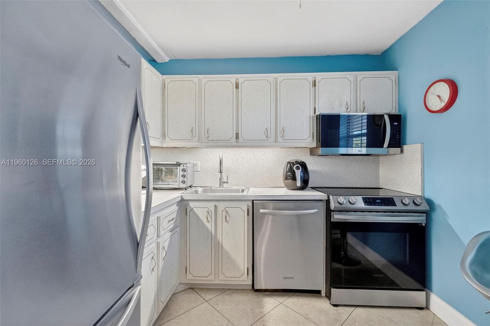 2901 NW 46th Ave # 306, Lauderdale Lakes, FL 33313 — zdjęcie 3