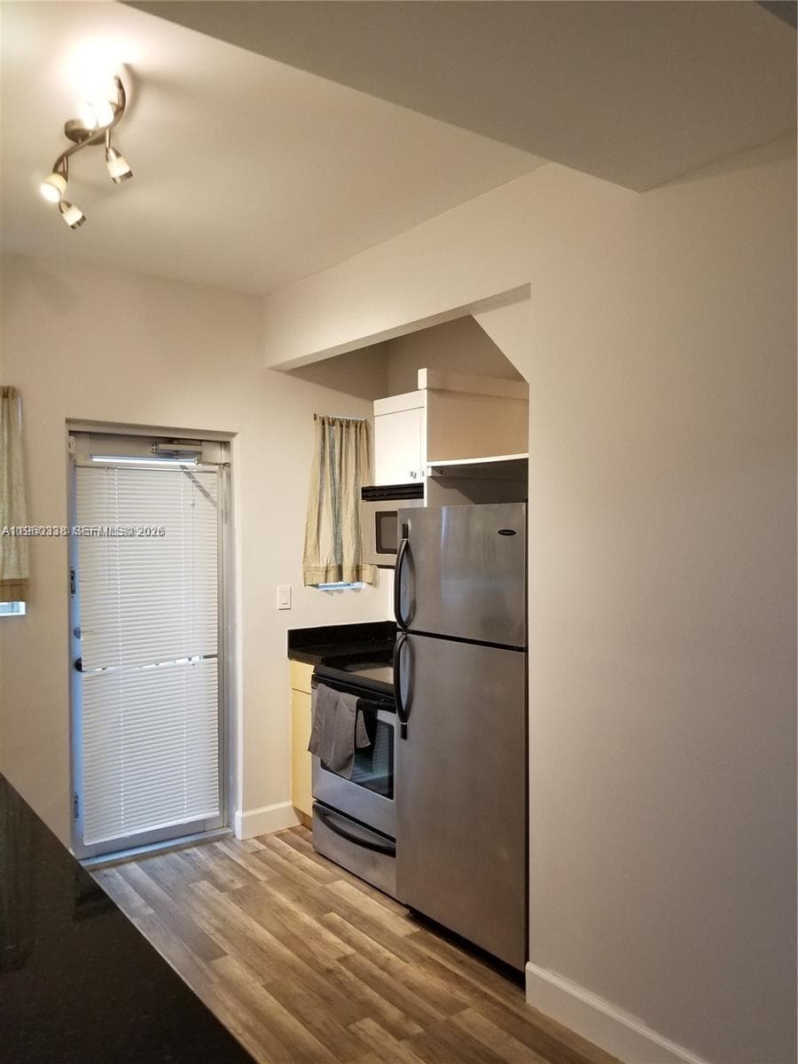 1045 Meridian Ave # 5, Miami Beach, FL 33139 — zdjęcie 2