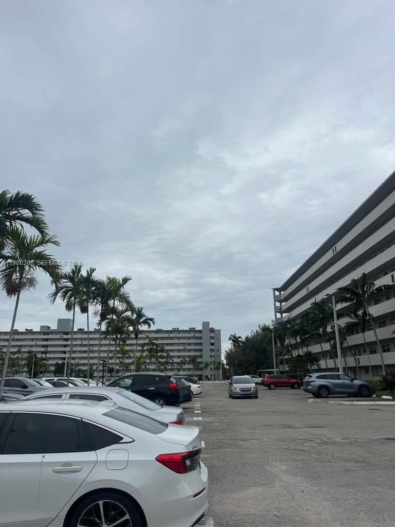 1750 NE 191st St # 507-1, Miami, FL 33179 — zdjęcie 5