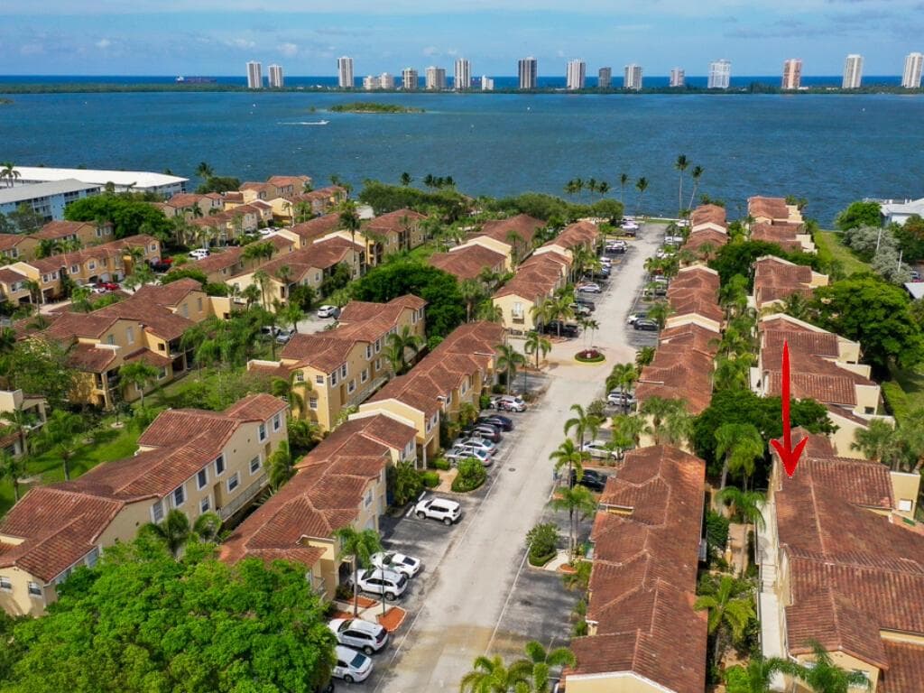 1020 Lake Shore Drive # 202, Lake Park, FL 33403 — zdjęcie 2