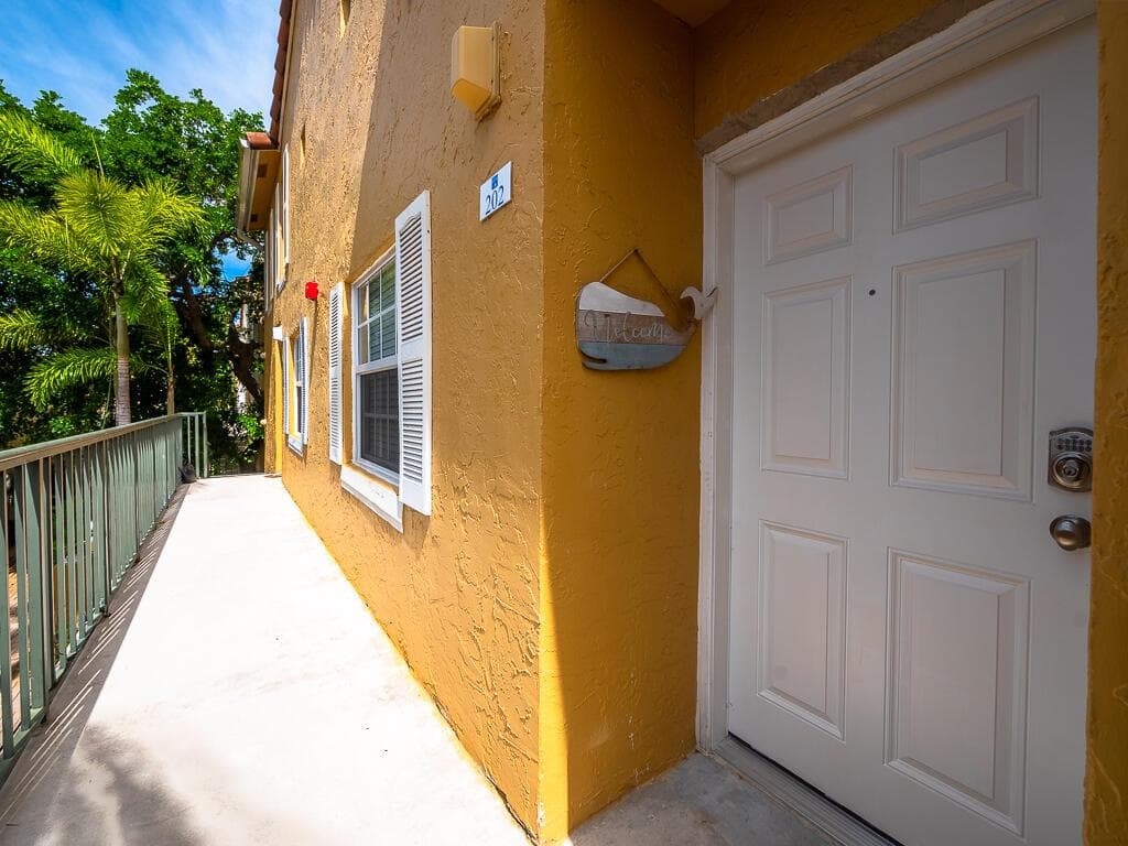 1020 Lake Shore Drive # 202, Lake Park, FL 33403 — zdjęcie 5