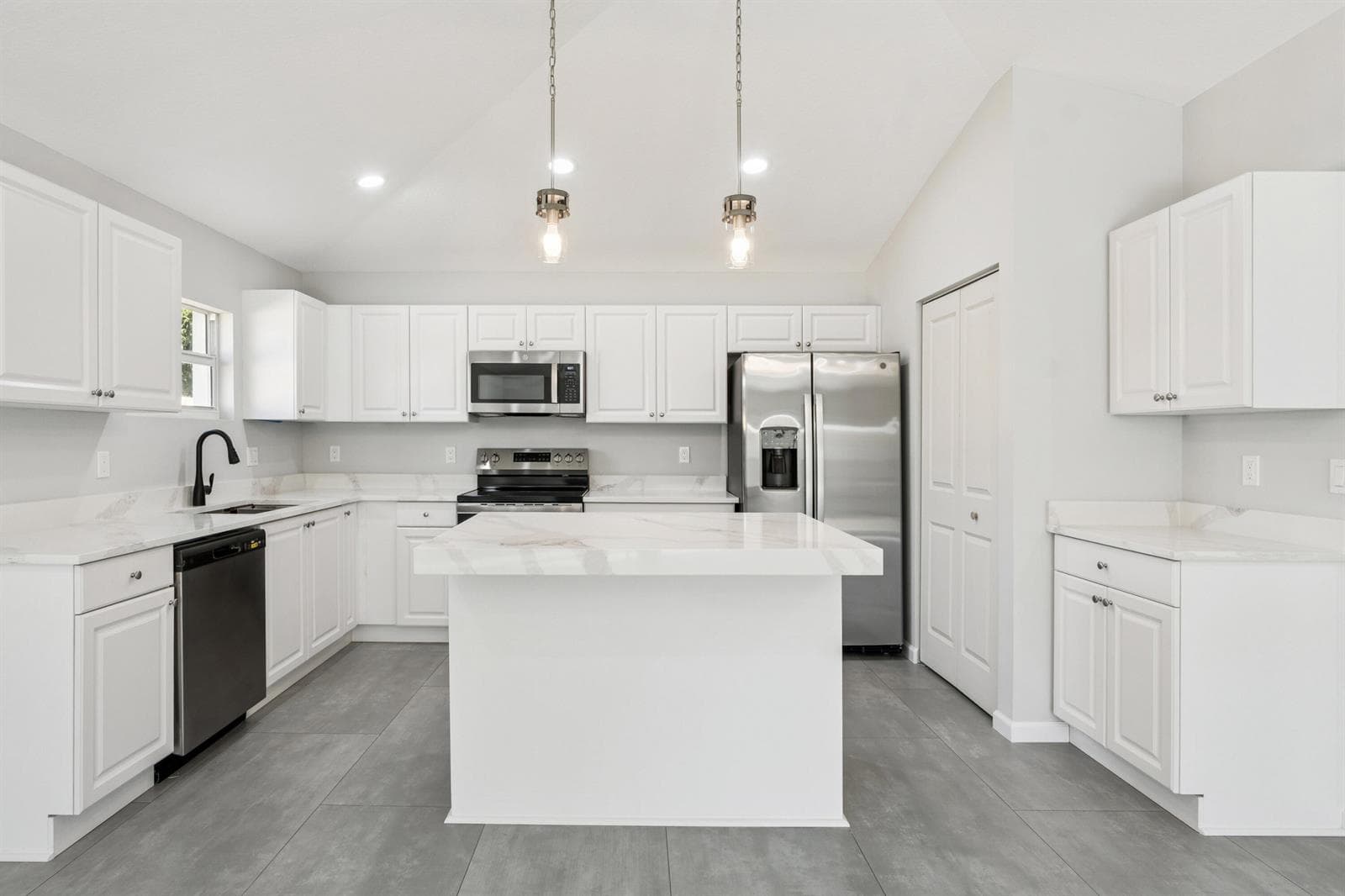 5232 SE 55th Terrace, Stuart, FL 34997 — zdjęcie 4