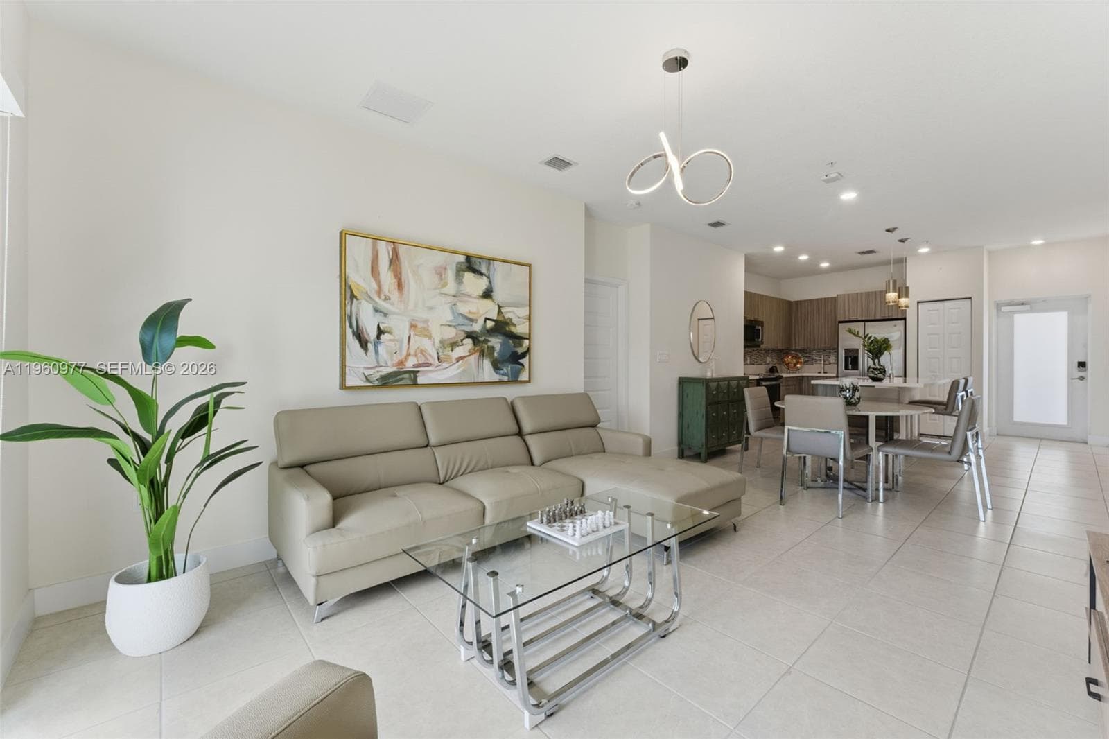 8301 NW 41st St # B-407, Doral, FL 33166 — zdjęcie 3