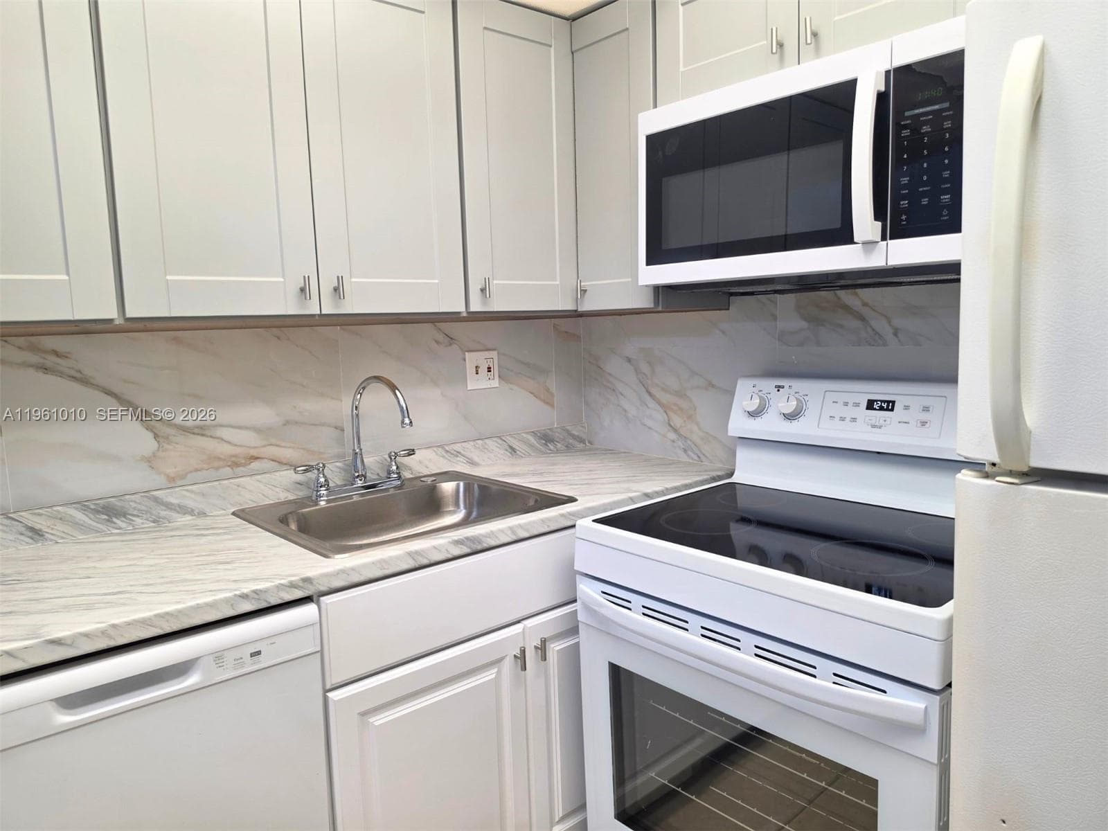 5921 Washington St # 124, Hollywood, FL 33023 — zdjęcie 3
