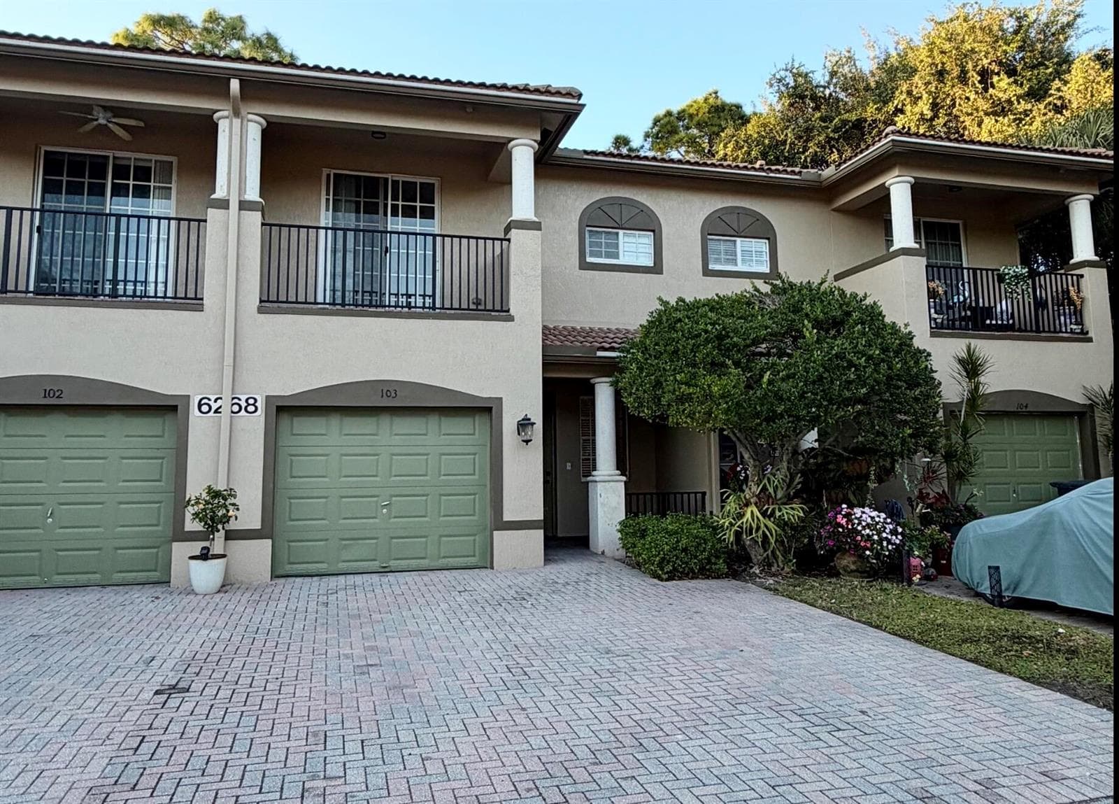 6268 S Military Trail # 103, Lake Worth, FL 33463