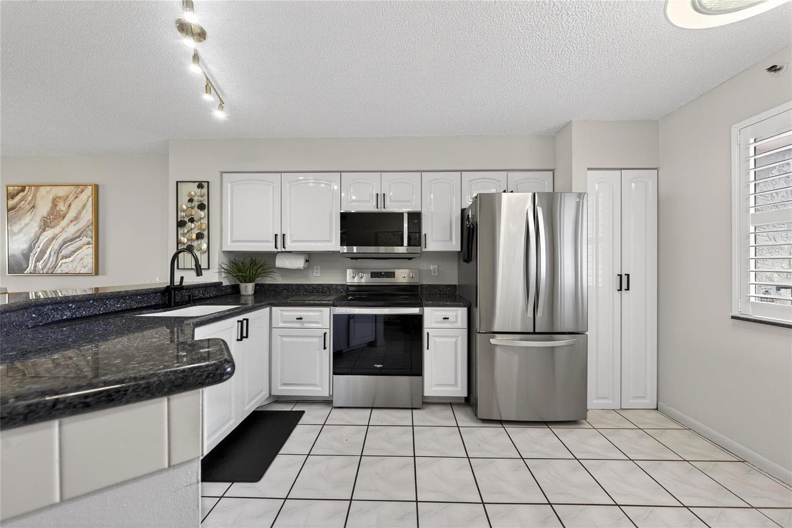 2215 Cypress Island Drive # 701, Pompano Beach, FL 33069 — zdjęcie 2