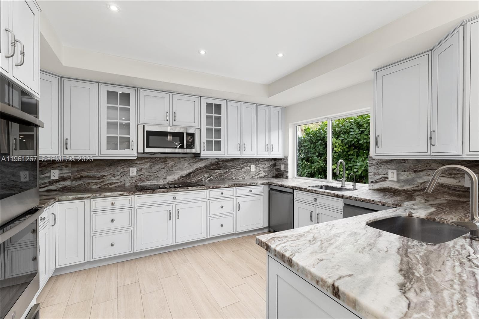 20205 W Oak Haven Cir, Miami, FL 33179 — zdjęcie 5