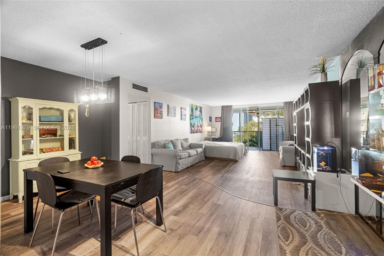 1690 NE 191st St # 314-1, Miami, FL 33179 — zdjęcie 4