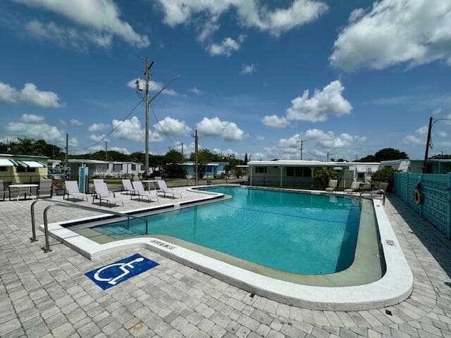 2023 St Lucie Blvd W, Fort Pierce, FL 34946 — zdjęcie 2