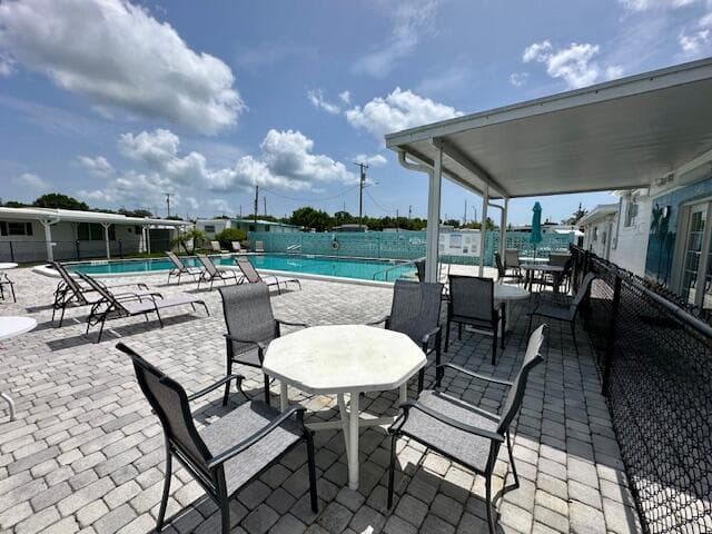 2023 St Lucie Blvd W, Fort Pierce, FL 34946 — zdjęcie 3