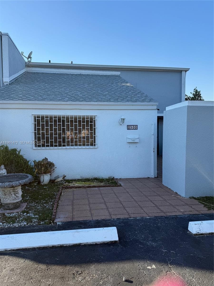 2500 SW 122nd Ct, Miami, FL 33175 — zdjęcie 2