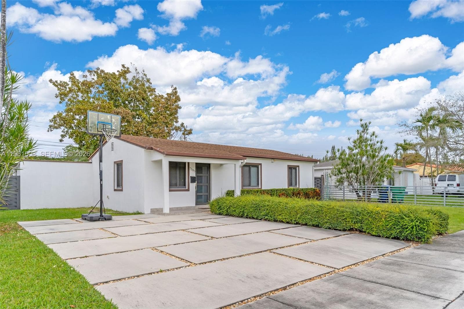 7585 SW 28th St, Miami, FL 33155 — zdjęcie 2