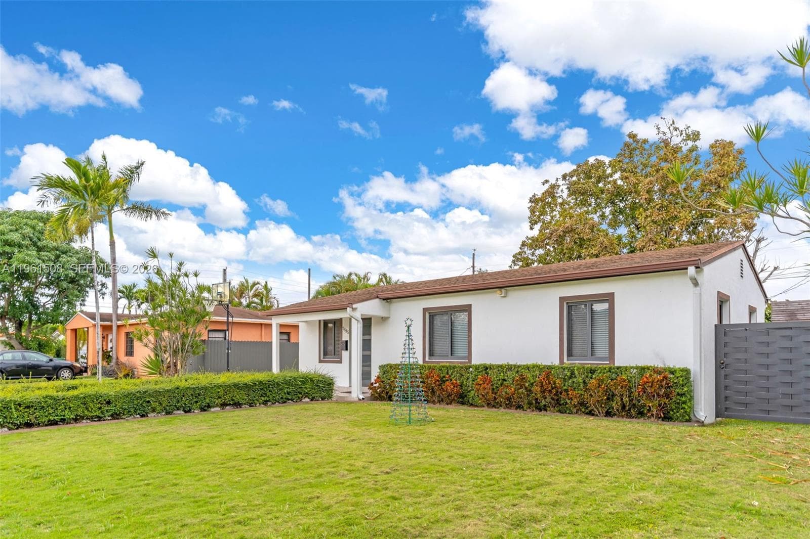 7585 SW 28th St, Miami, FL 33155 — zdjęcie 3