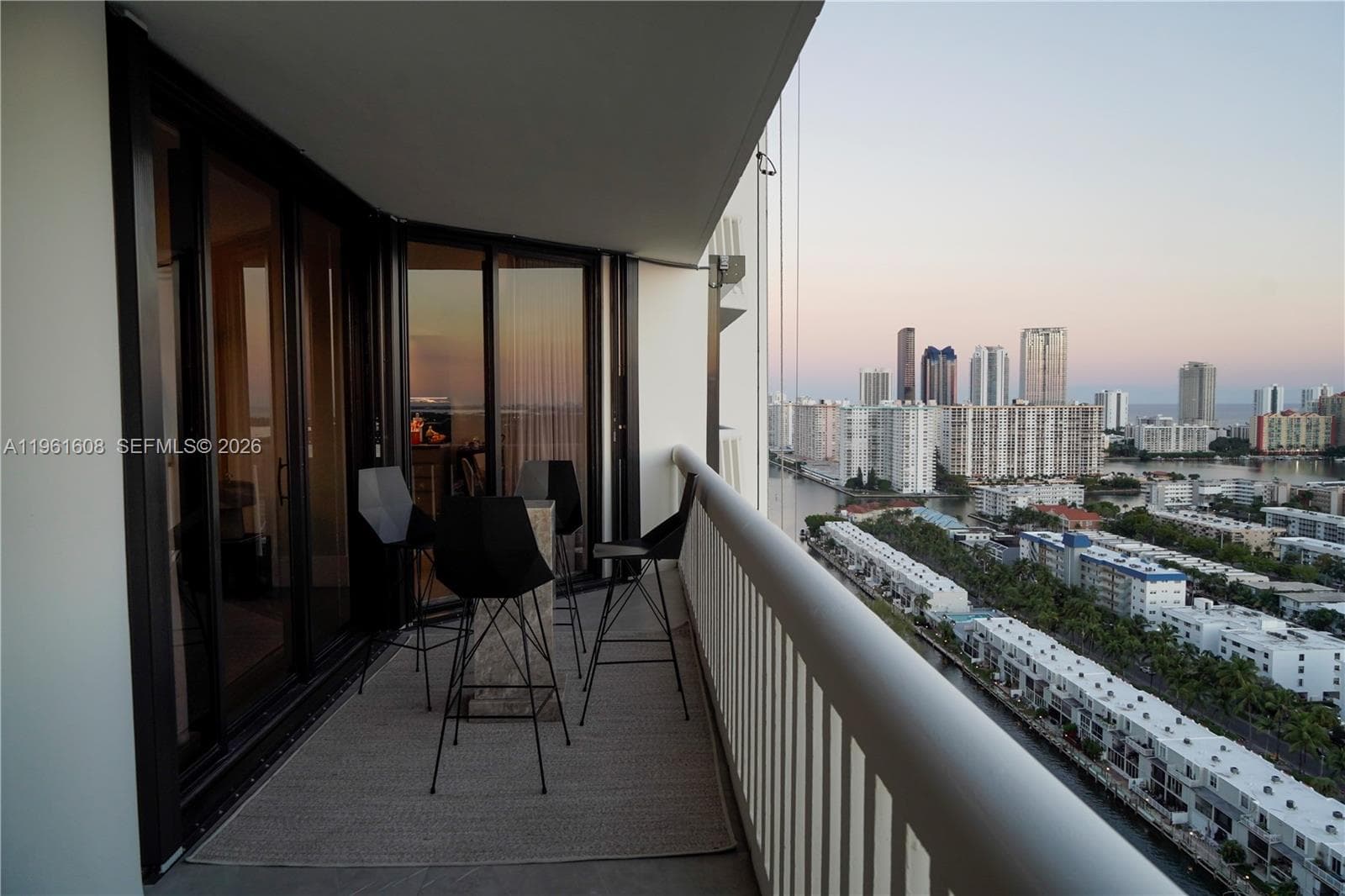 2000 Island Blvd # 2404, Aventura, FL 33160 — zdjęcie 2