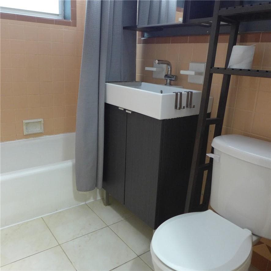 812 NE 15 Avenue, Fort Lauderdale, FL 33304 — zdjęcie 5