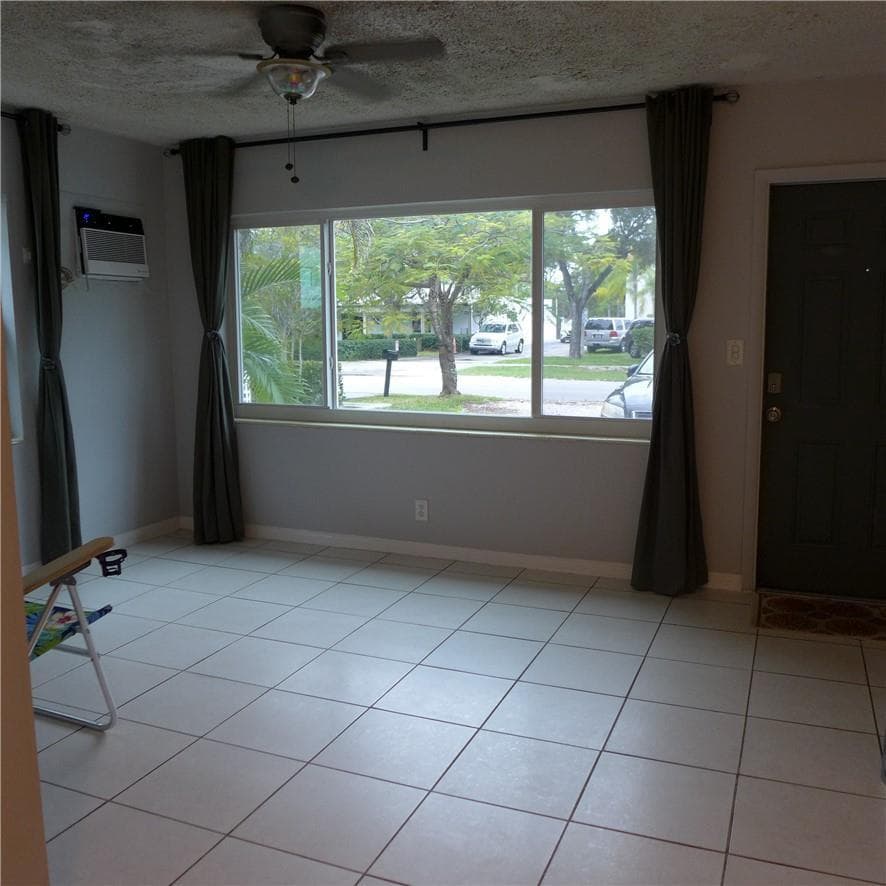 812 NE 15 Avenue, Fort Lauderdale, FL 33304 — zdjęcie 4