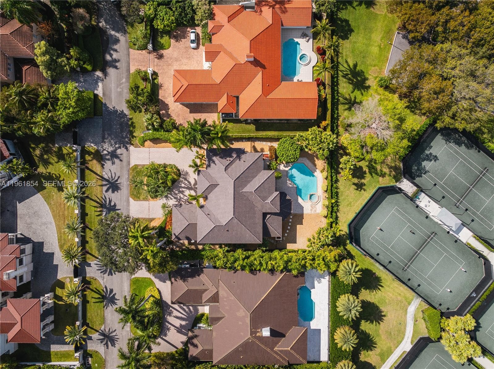 129 Gavilan Ave, Coral Gables, FL 33143 — zdjęcie 4