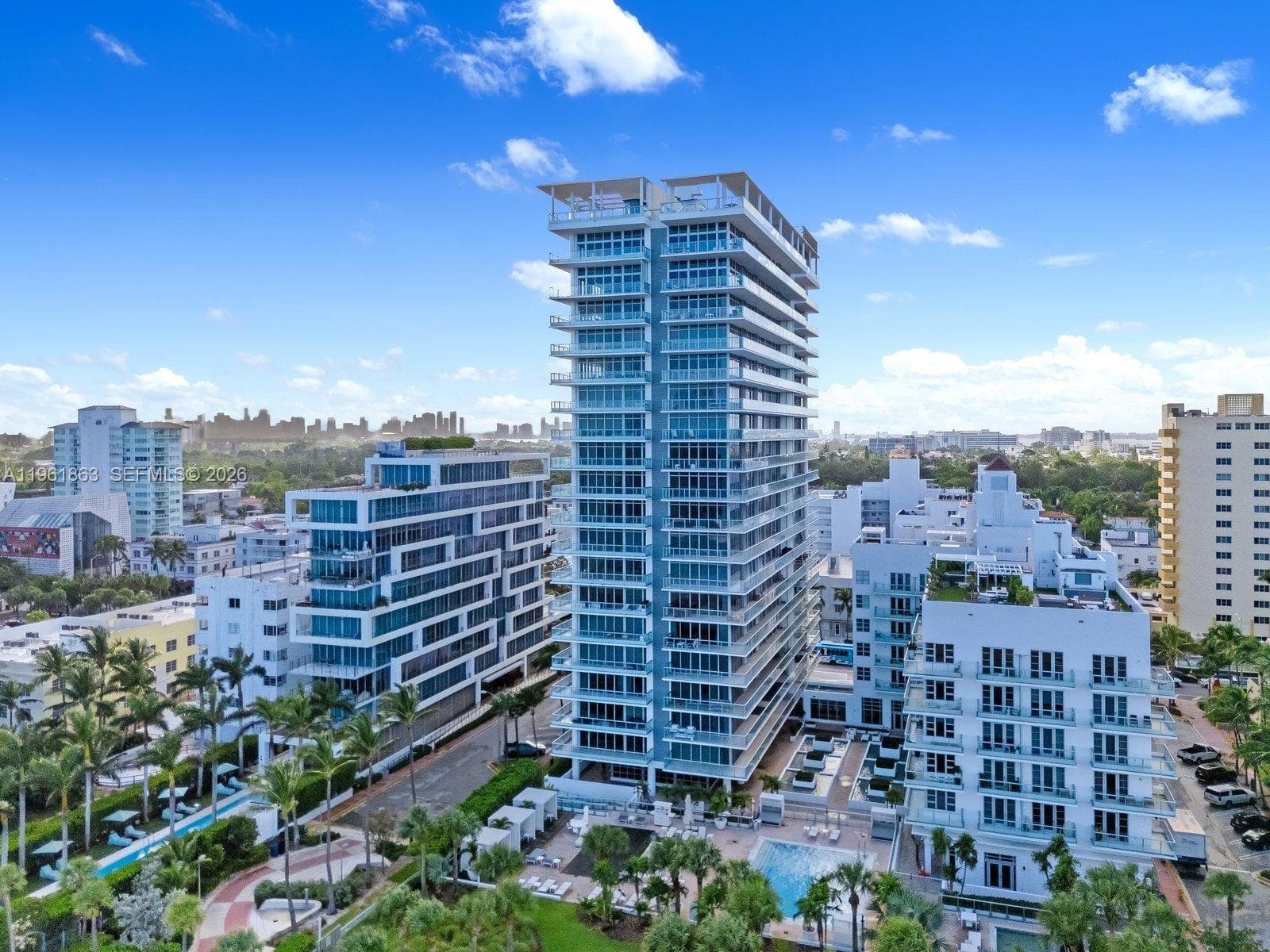 3739 Collins Ave # N-207, Miami Beach, FL 33140