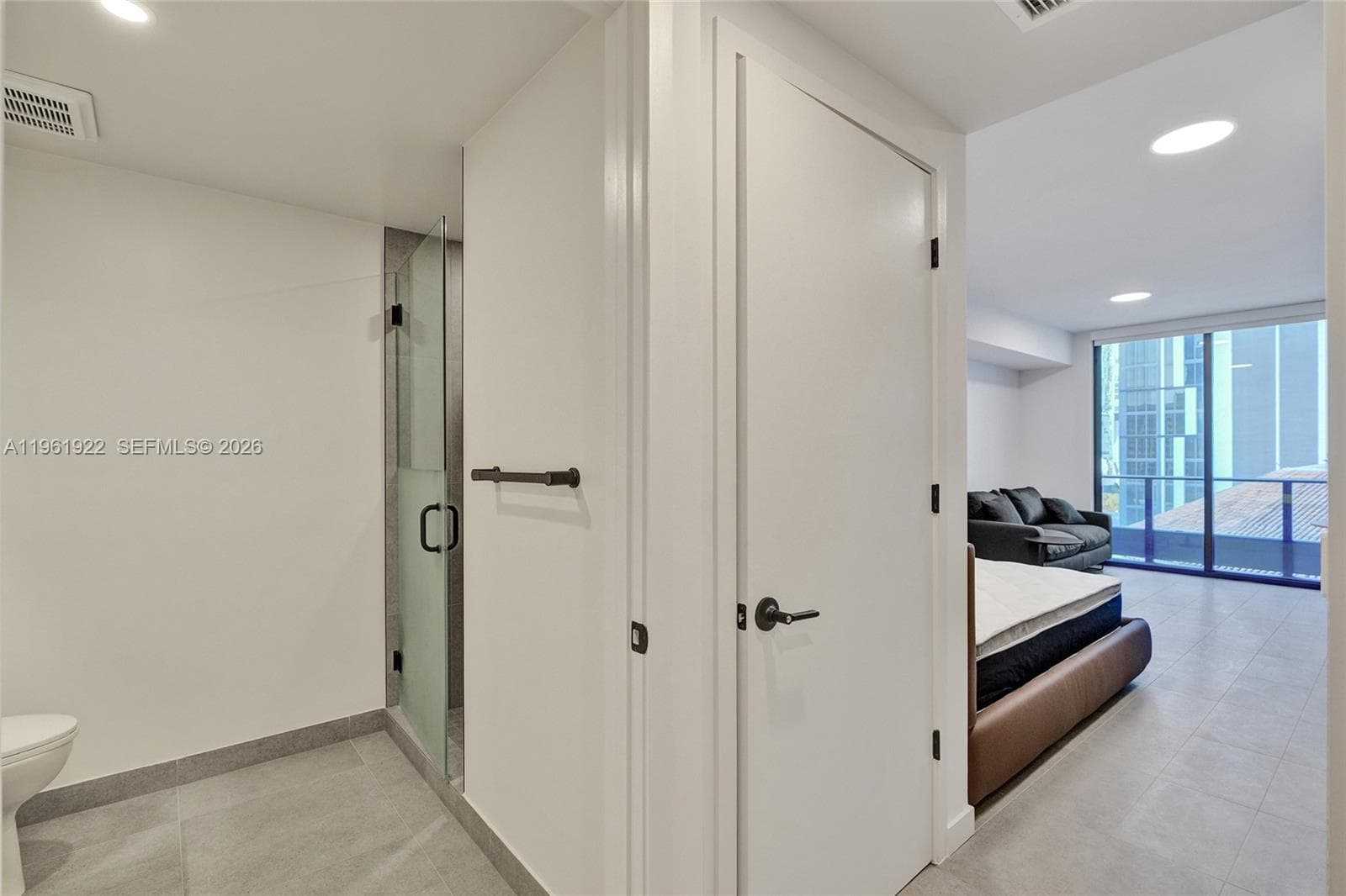 121 NE 5th Street # 807, Miami, FL 33132 — zdjęcie 3