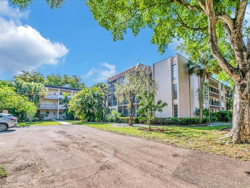 469 N Pine Island Rd # B305, Plantation, FL 33324 — zdjęcie 2