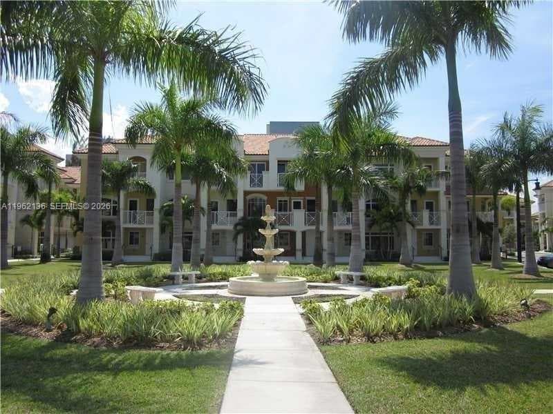 18402 NE 27 CT # 124, Aventura, FL 33160