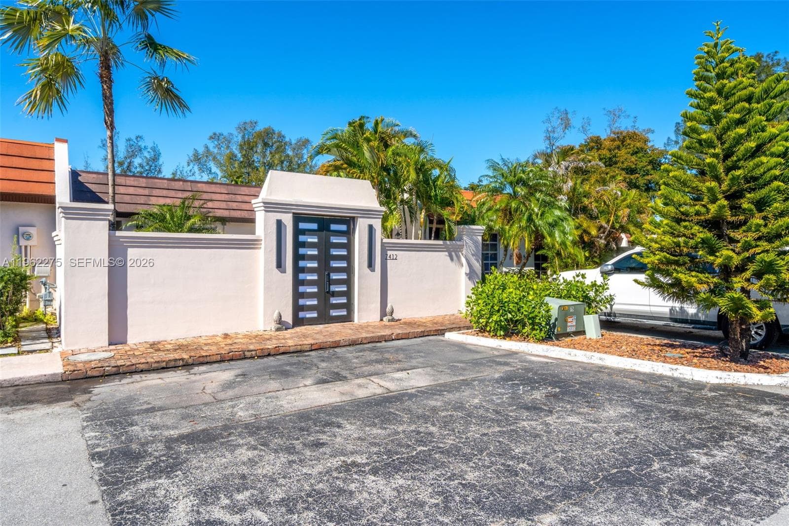 7412 Big Cypress Dr, Miami Lakes, FL 33014 — zdjęcie 4