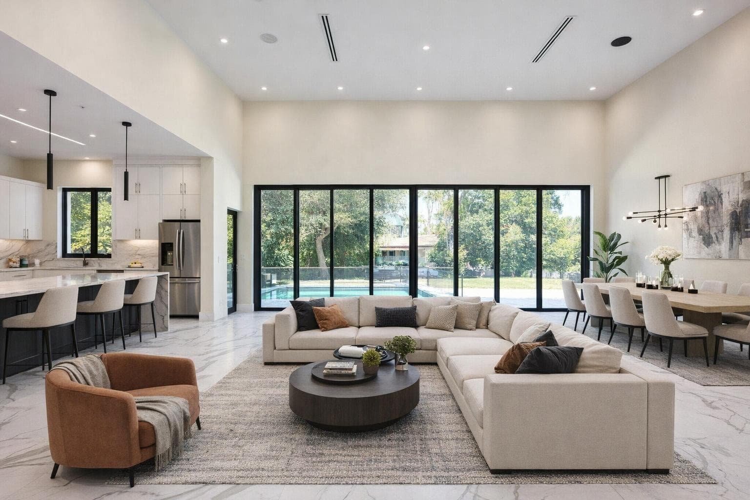 2421 NE 201st Street, Miami, FL 33180 — zdjęcie 3